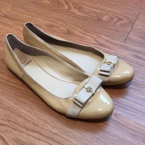 Tory Burch nude bow flats